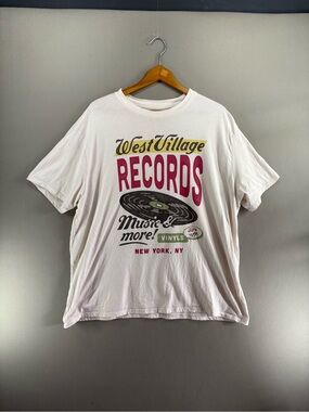 Abercrombie & Fitch West Village Records NYC Graphic T-Shirt Men’s XL Vinyl